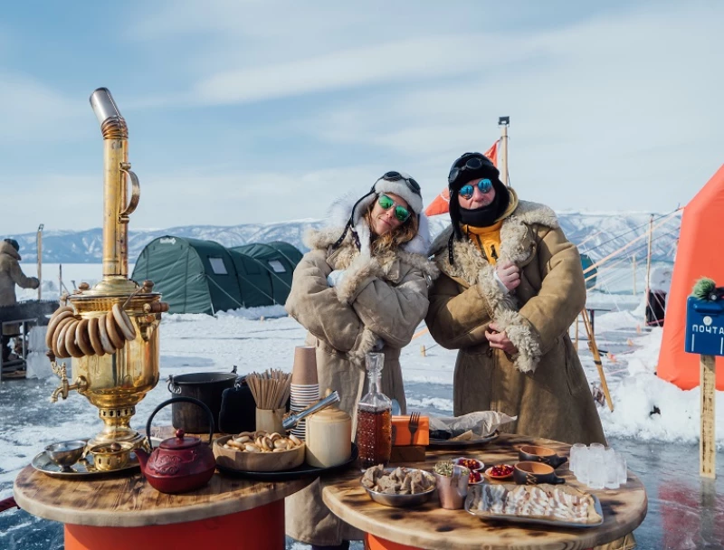 Ленты желаний на священном месте